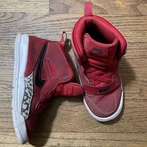 Nike Air Jordan 8 Legacy Red Hightops Size 9C